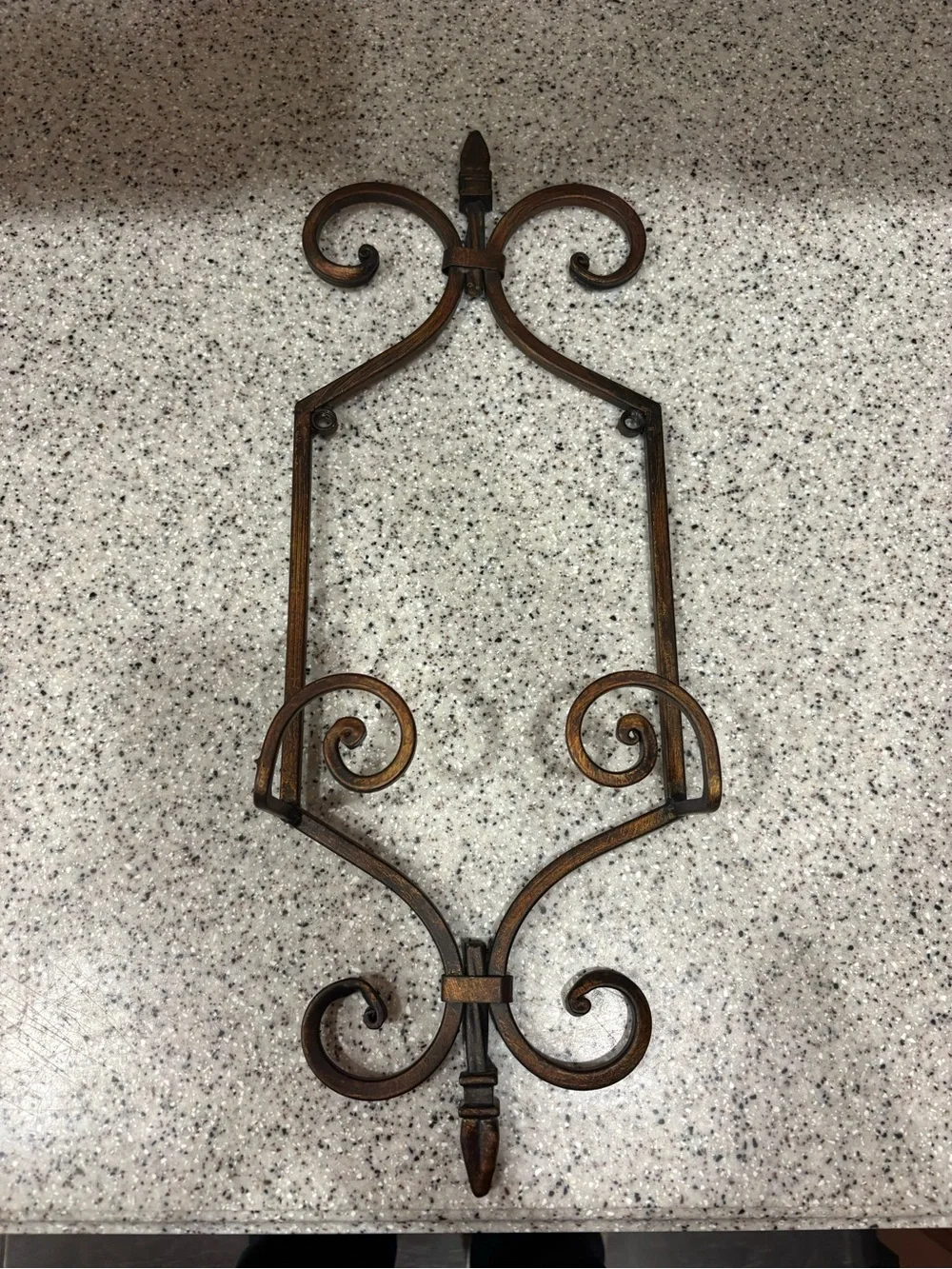 Ornate Traditional Brown Metal Hanging Plate Hanger Vertical Large